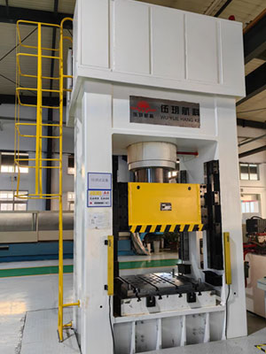 630T精密成形设备